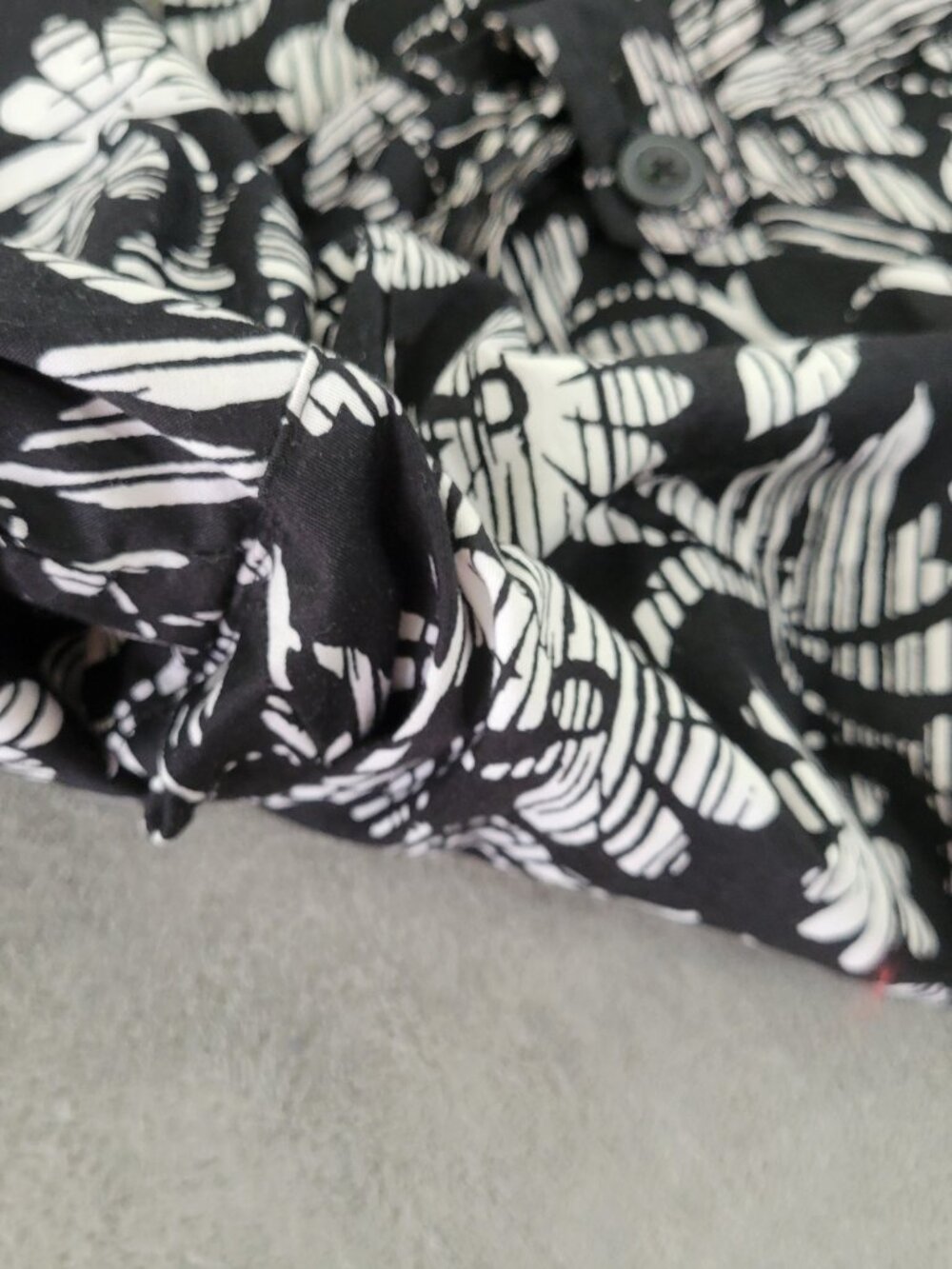 White Stag 20W Capri Pants Black White Floral Belted Cotton Stretch FLO128XE - Picture 5 of 10